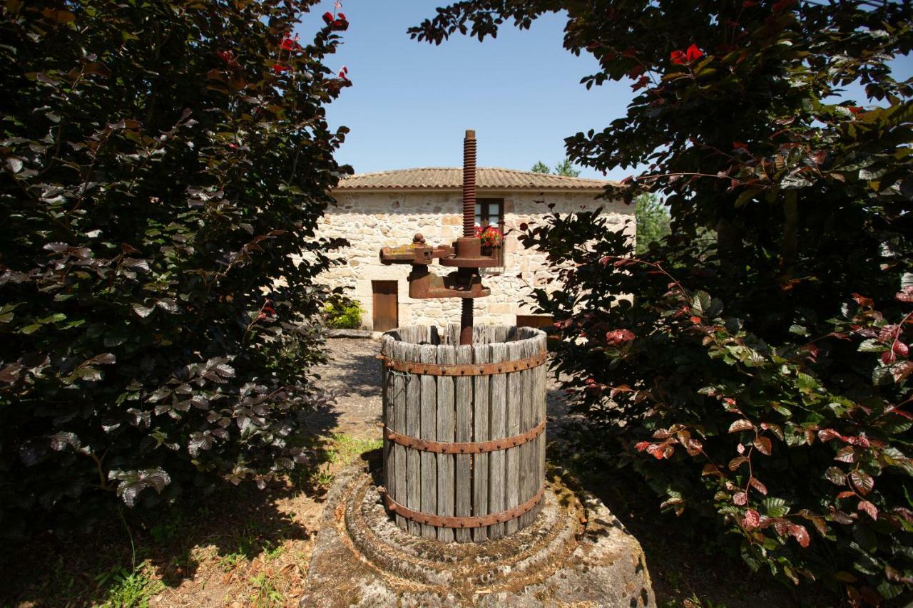 Casa Do Sobrado Hotell Vila Real Exteriör bild